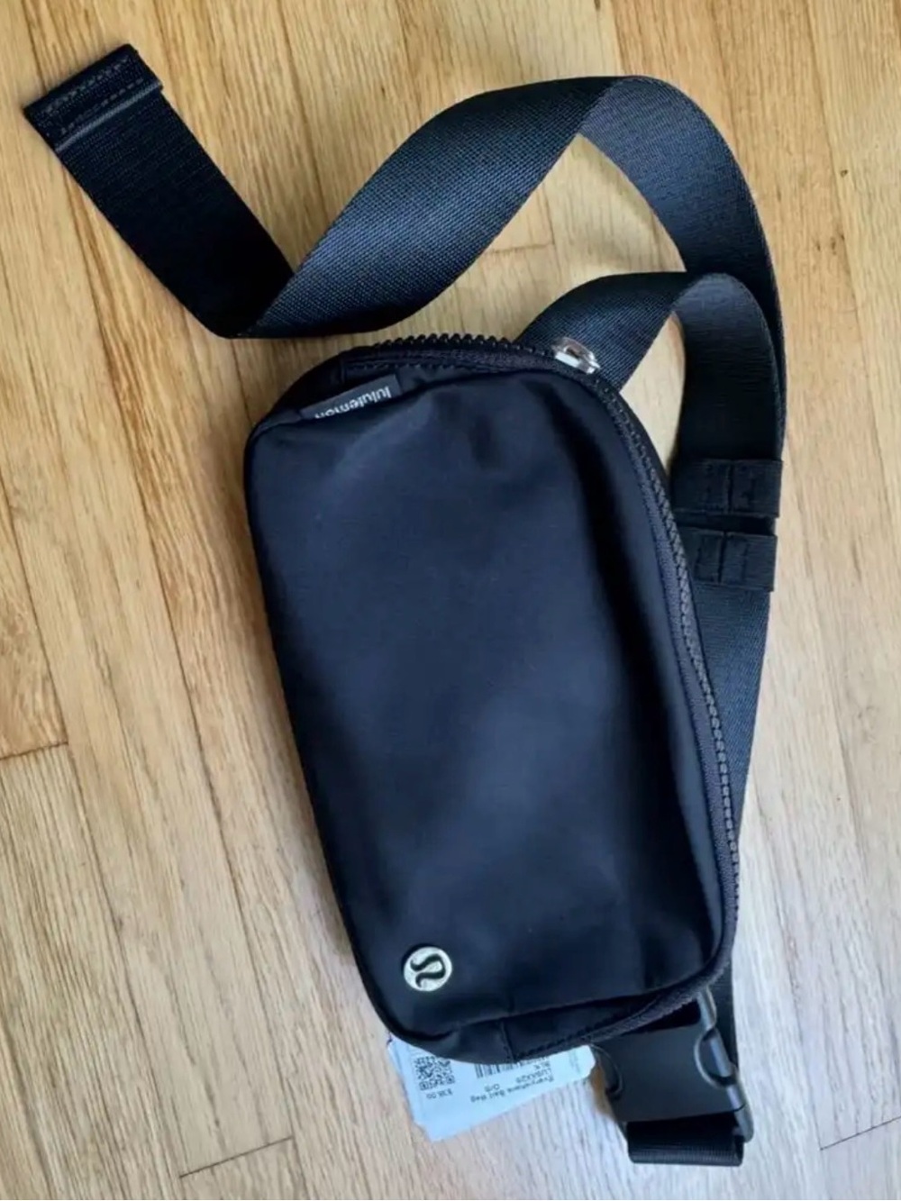 Black New Lululemon Everywhere Belt  Bag with adjustable strap